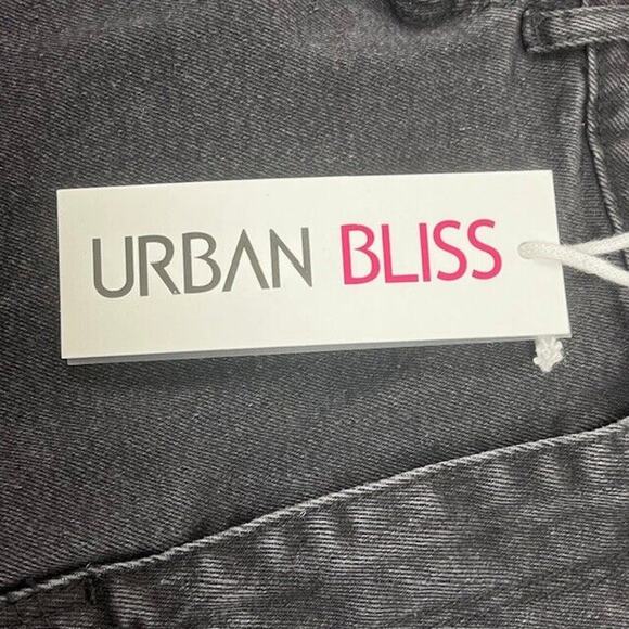 Urban Bliss Jeans Womens Size 12 (34x27.5) High Rise Black Denim - New - Picture 3 of 15